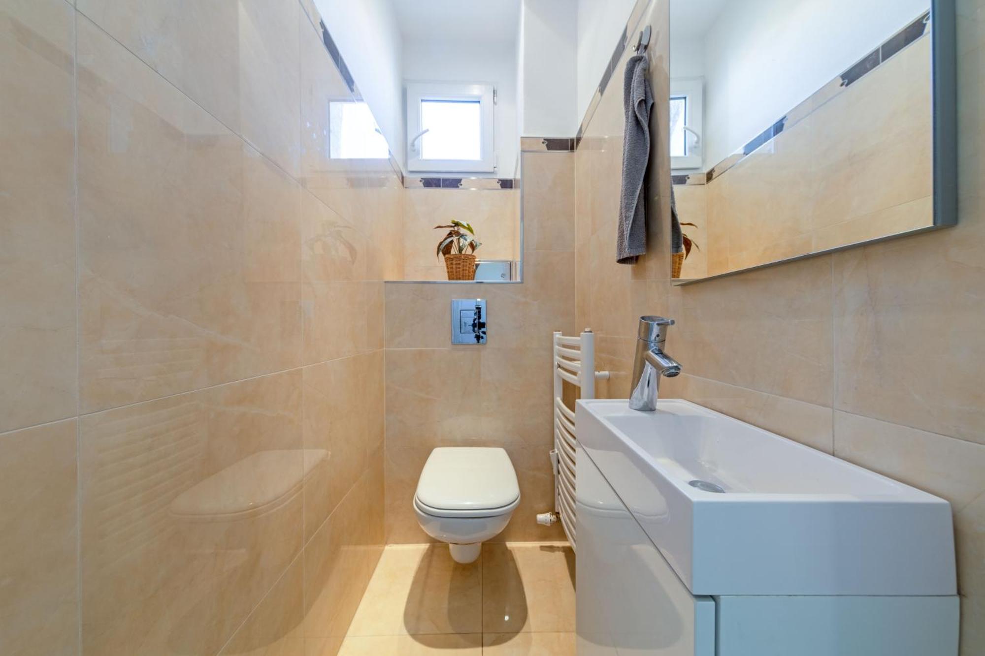 Gorgeous City Center Apartment In Bratislava With Free Parking Kültér fotó