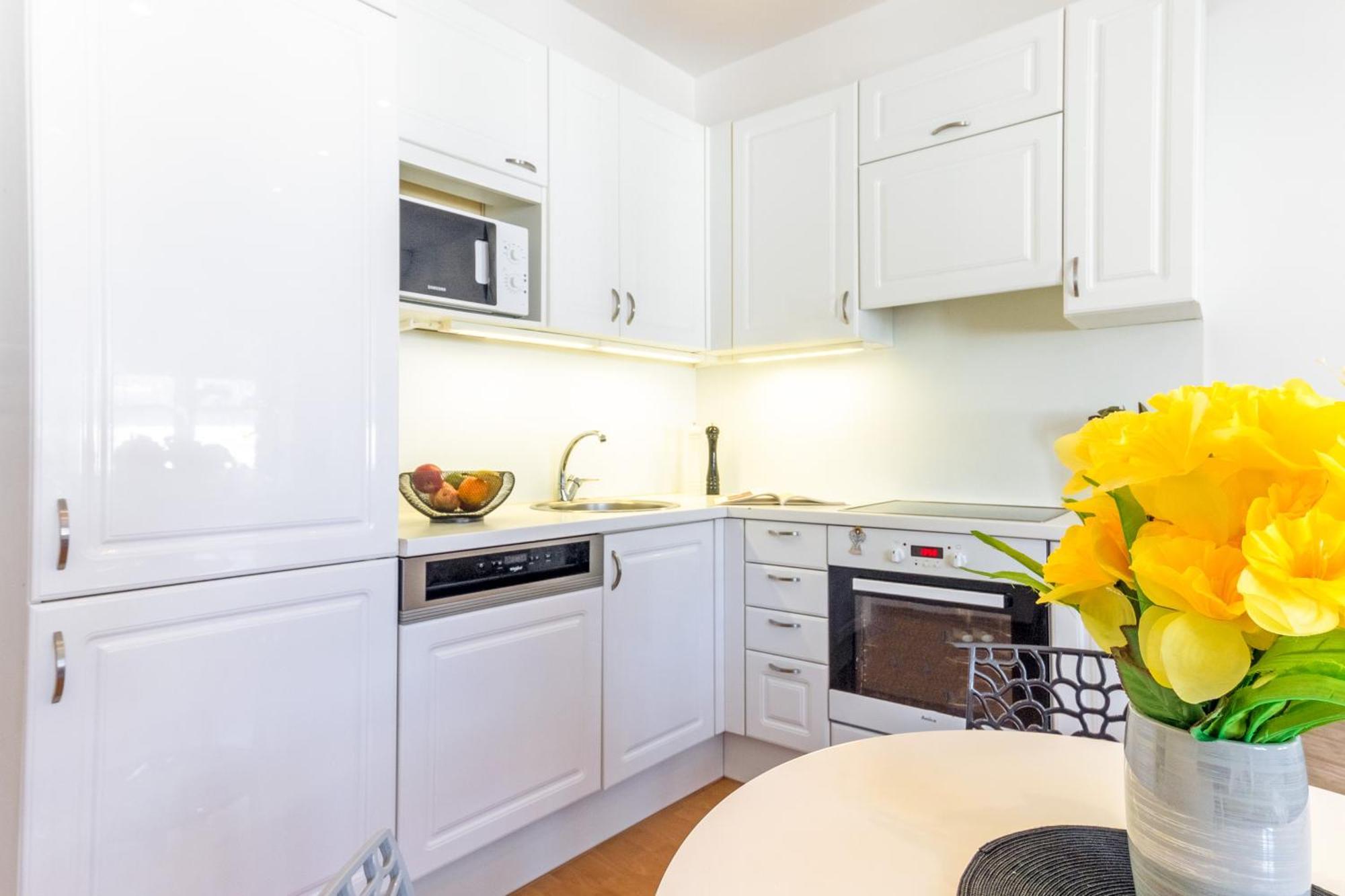 Gorgeous City Center Apartment In Bratislava With Free Parking Kültér fotó